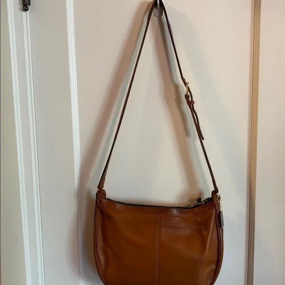 Vintage Coach Brown Leather Hobo Shoulder Bag - Picture 3 of 12